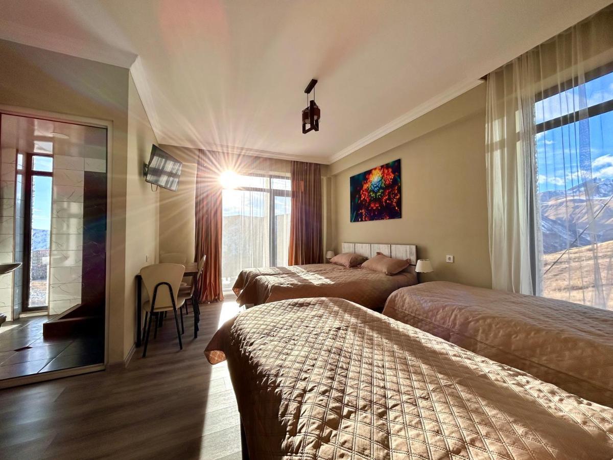 Dandelion Hotel Gudauri Ganisi Екстер'єр фото